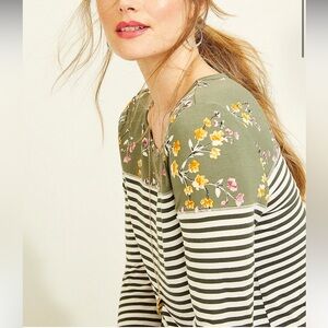 Women’s Maurices Floral and Striped Women's 3/4 Sleeve Top